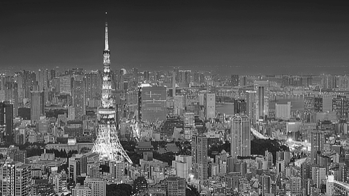 tokyo tower at night